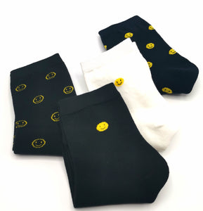 4 Paar lustige Emoji Socken mit Smiley Stickerei Freizeitsocken